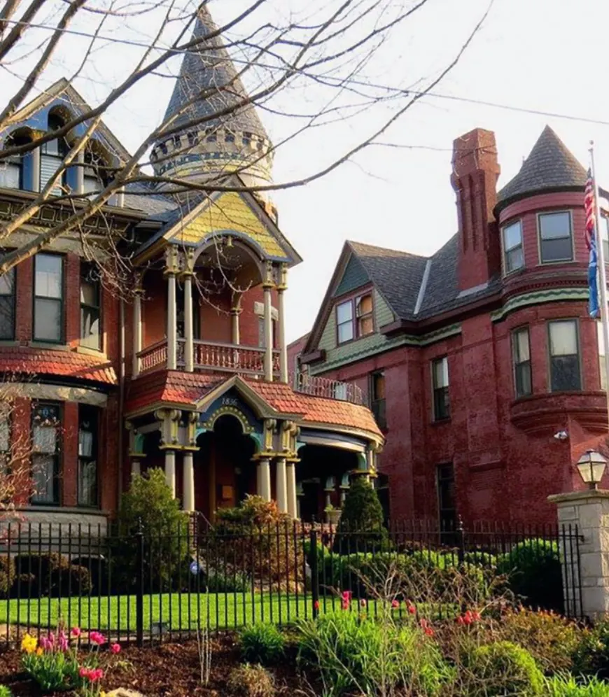 Kansas City residential neighborhood streetscape